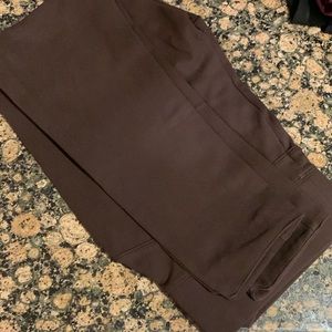 Seven leggings in brown L. Ponte 4 way stretch. Great condition!